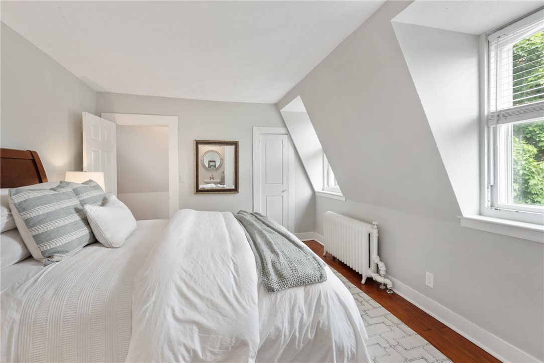 43 Farewell Street, Unit 2 Newport, RI 02840 - Photo 35 of 48