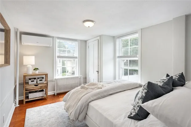 $4,950 | 43 Farewell Street, Unit 2, Newport, RI 02840