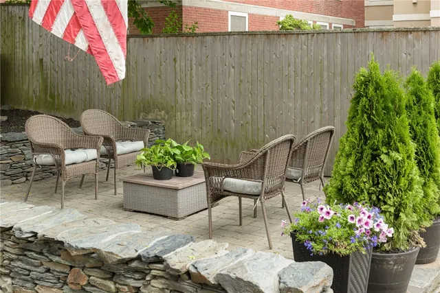 $4,950 | 43 Farewell Street, Unit 2, Newport, RI 02840