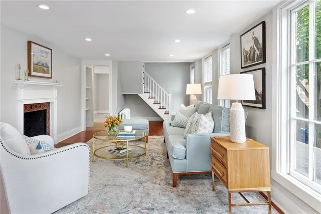 $4,950 | 43 Farewell Street, Unit 2, Newport, RI 02840