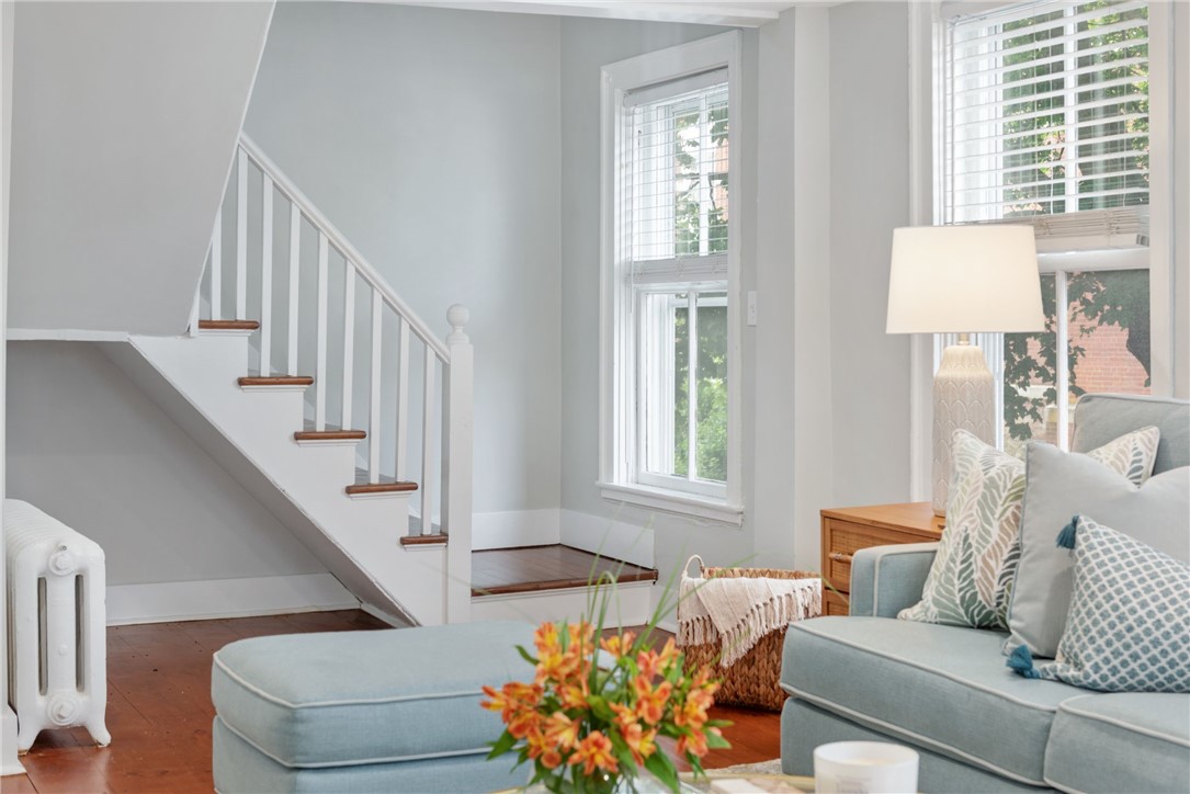 43 Farewell Street, Unit 2 Newport, RI 02840 - Photo 7 of 48