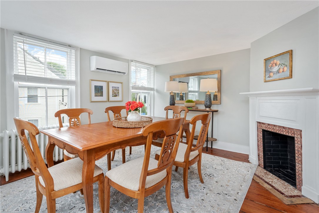 43 Farewell Street, Unit 2 Newport, RI 02840 - Photo 10 of 48