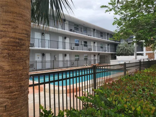 $219,000 | 1021 Northeast 24th Avenue, Unit 4, Pompano Beach, FL 33062