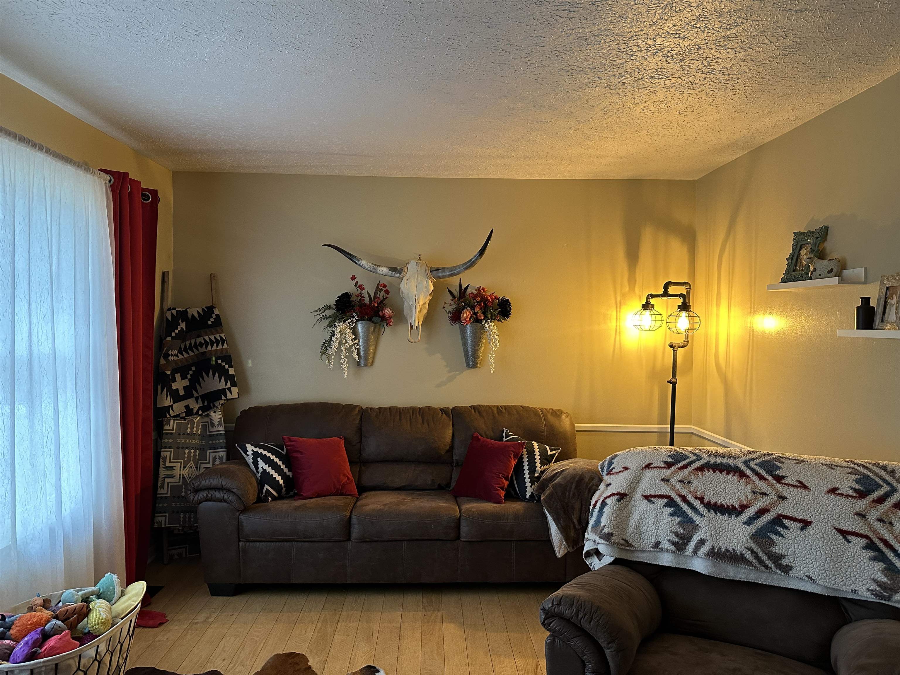 10289 East Lovejoy Road Perry, MI 48872 - Photo 8 of 46 50097208-7.JPG
