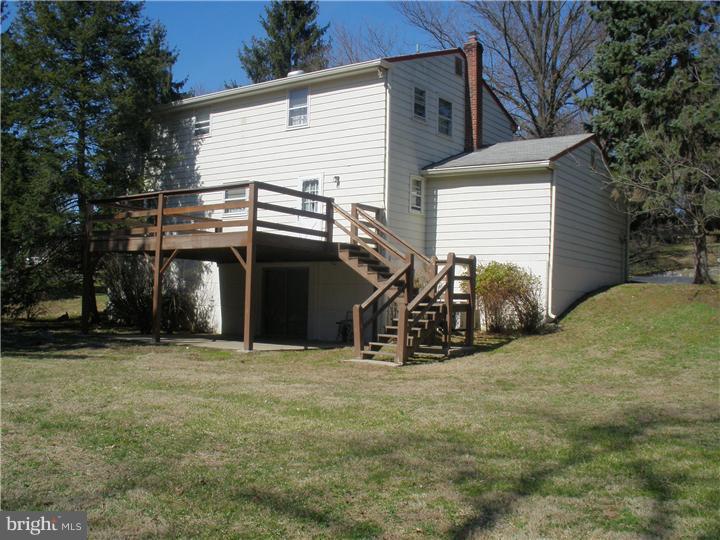 8908 Patton Road Glenside, PA 19038 - Photo 3 of 25 Exterior Back