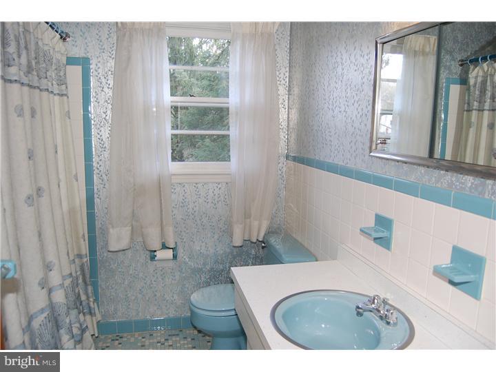 8908 Patton Road Glenside, PA 19038 - Photo 24 of 25 Bathroom