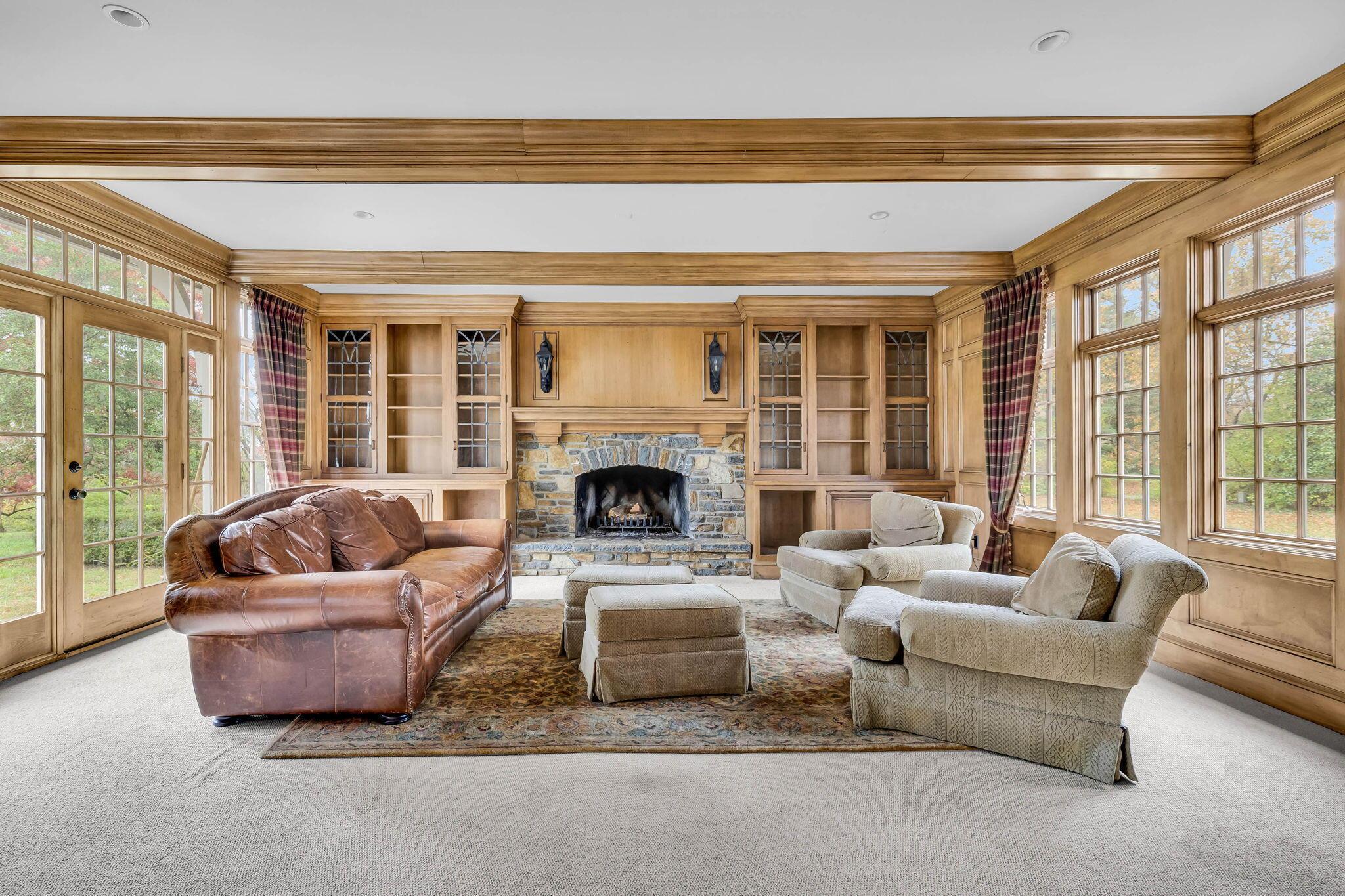 7805 Brill Road Cincinnati, OH 45243 - Photo 81 of 139 81-web-or-mls-7805BrillRoadInt_Hommati10