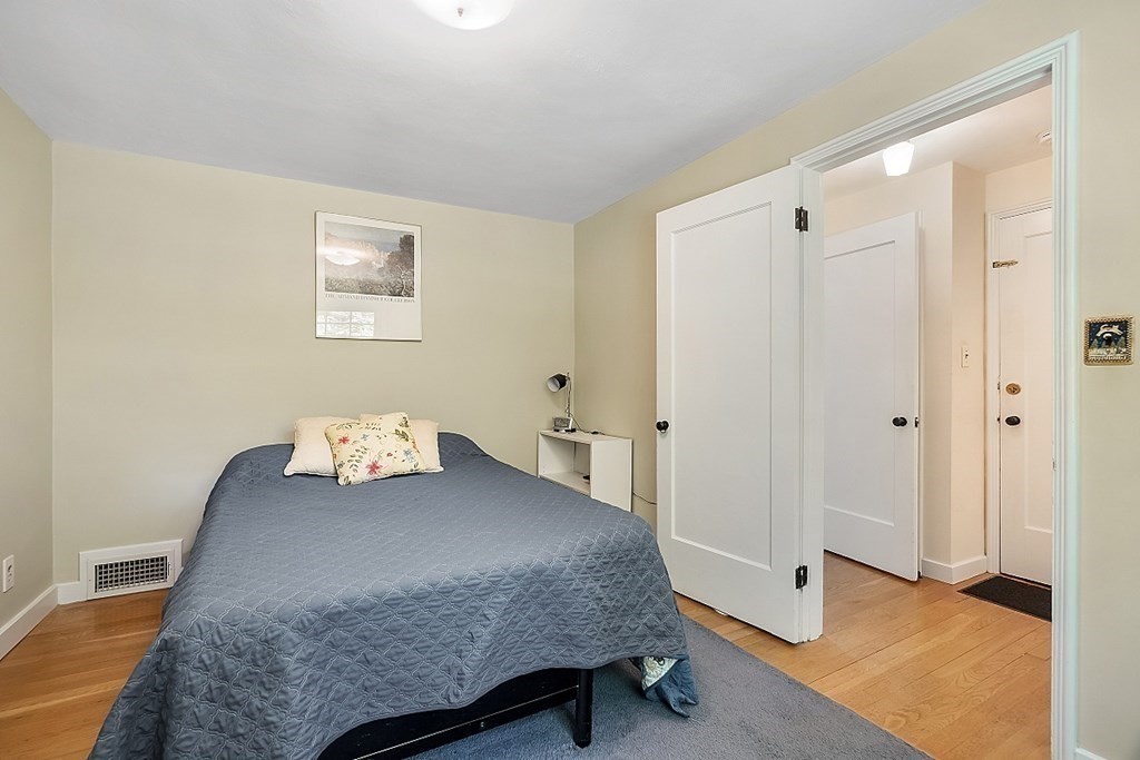 64 Canterbury Road Lynnfield, MA 01940 - Photo 18 of 41 Gallery Image 18