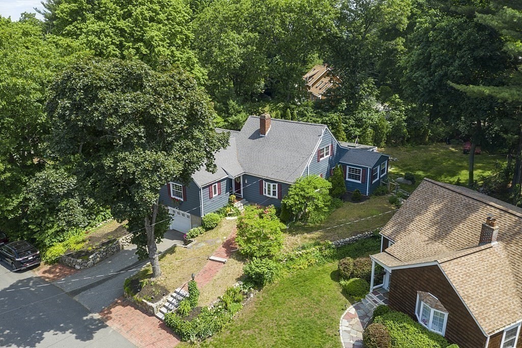 64 Canterbury Road Lynnfield, MA 01940 - Photo 39 of 41 Gallery Image 39