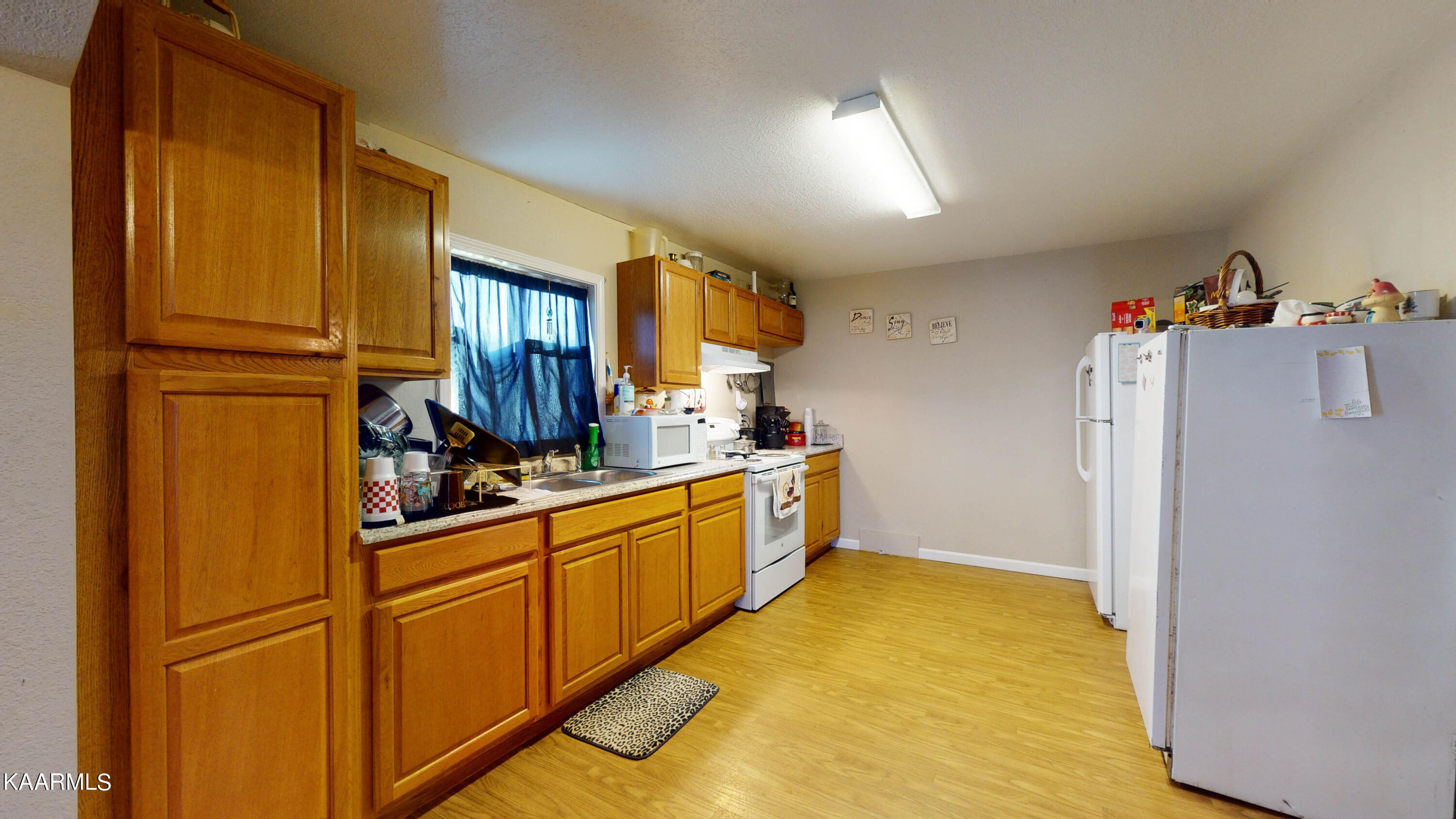 233 Loop Road Caryville, TN 37714 - Photo 7 of 15 233-Loop-Rd-04012022_191153