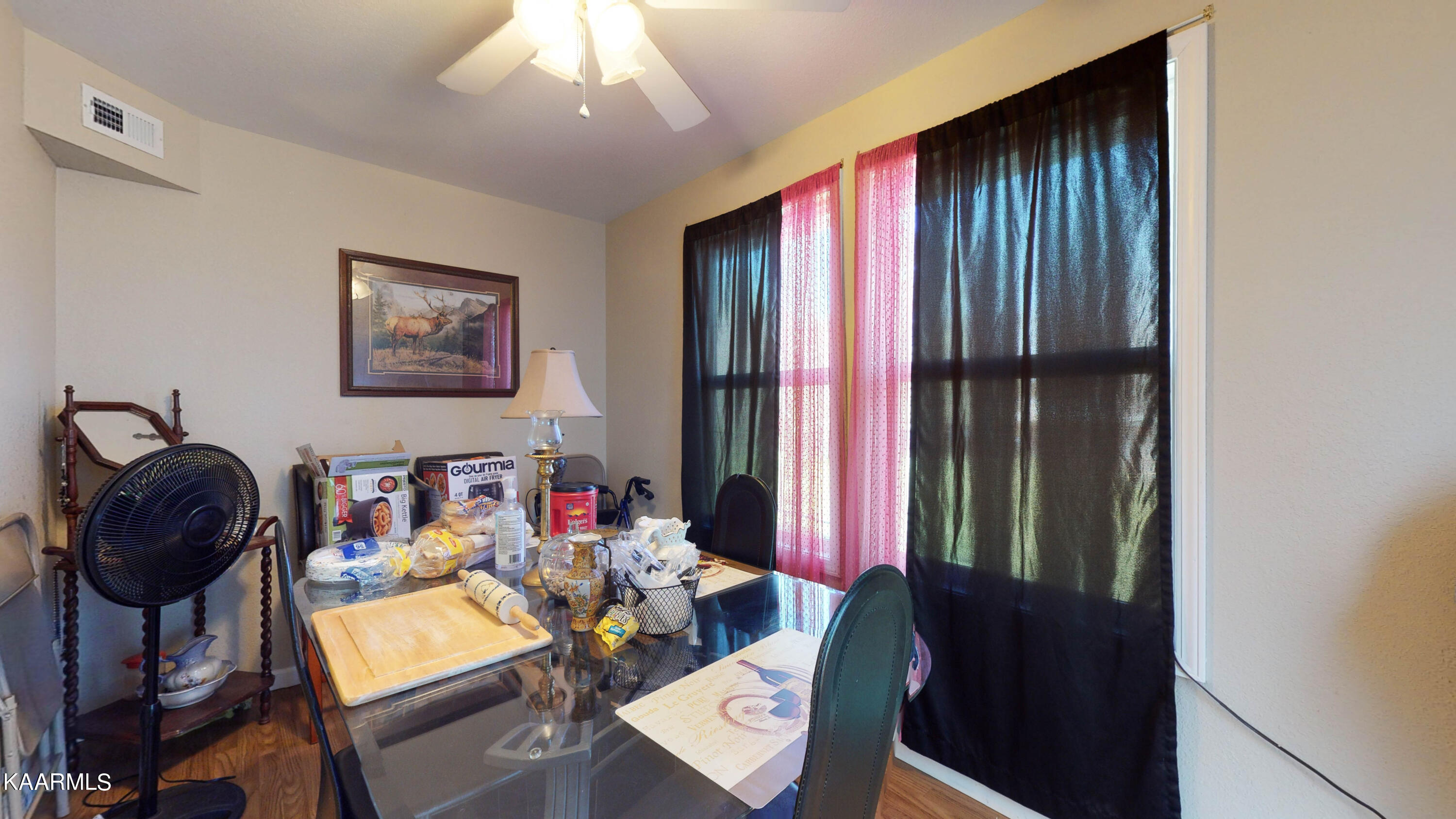 233 Loop Road Caryville, TN 37714 - Photo 9 of 15 233-Loop-Rd-04012022_191239