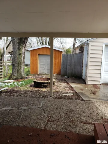 $1,795 | 4811 Candlelight Drive, Davenport, IA 52806