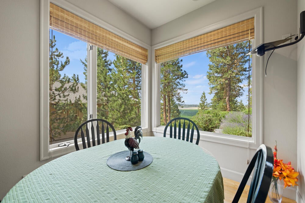 11539 Kestrel Road Klamath Falls, OR 97601 - Photo 27 of 72 11539KestrelRd.-108
