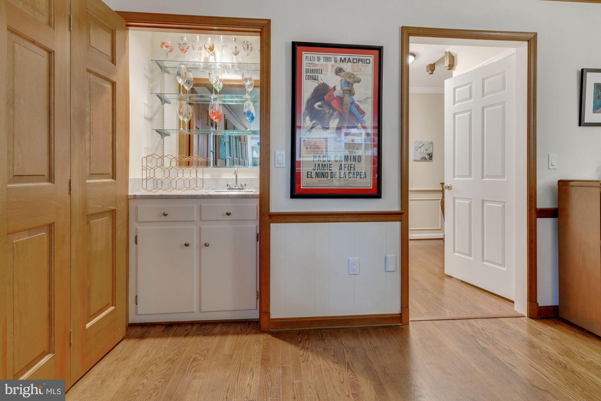 9820 Spring Ridge Lane Vienna, VA 22182 - Photo 18 of 50 Gallery Image 18