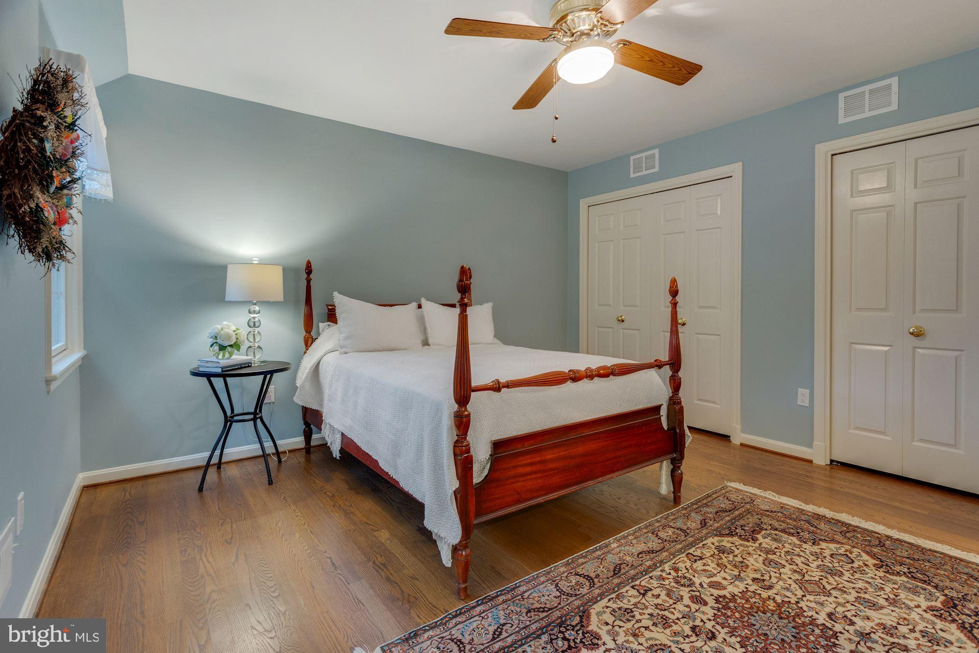 9820 Spring Ridge Lane Vienna, VA 22182 - Photo 31 of 50 Gallery Image 31
