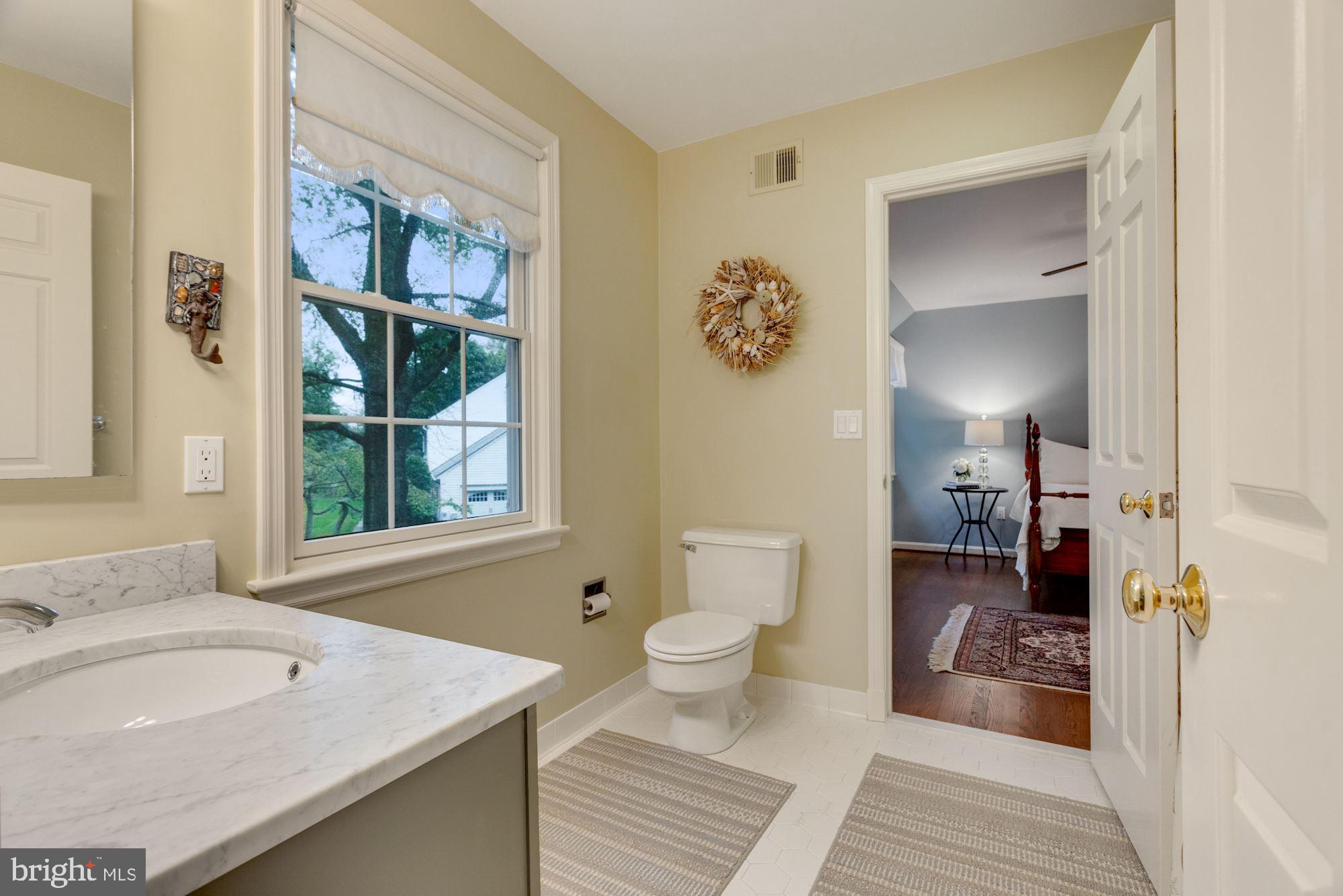 9820 Spring Ridge Lane Vienna, VA 22182 - Photo 37 of 50 Gallery Image 37