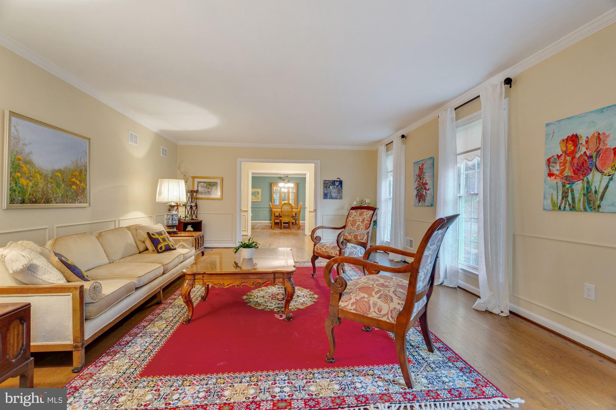 9820 Spring Ridge Lane Vienna, VA 22182 - Photo 5 of 50 Gallery Image 5