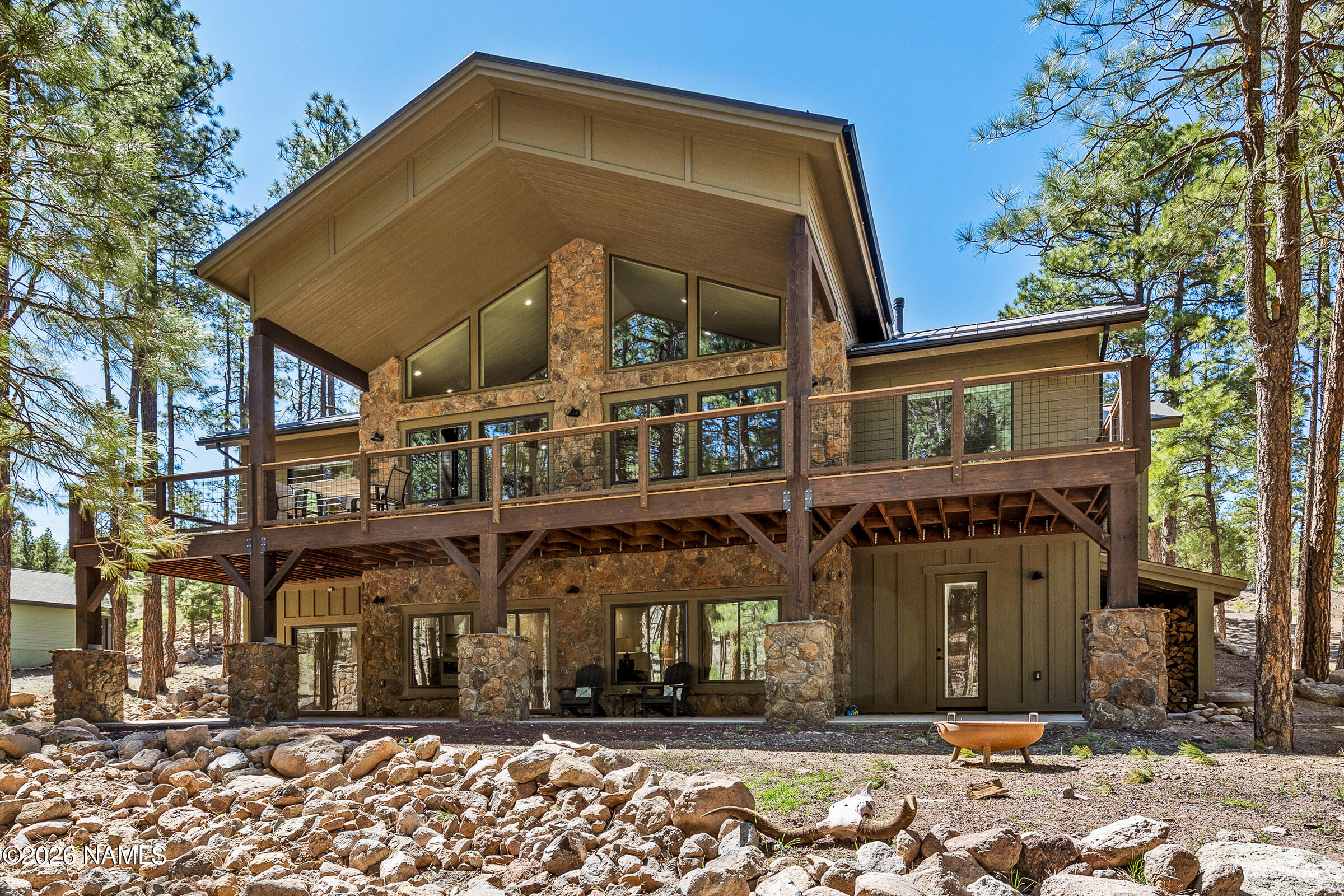 1093 Redwall Way Williams, AZ 86046 - Photo 62 of 70 a front view of a building with street view