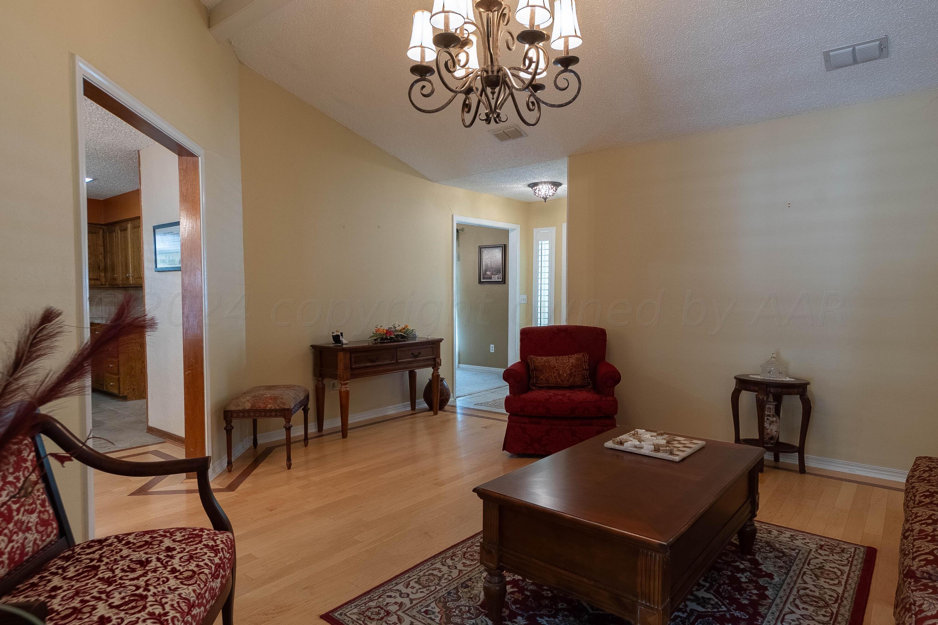 6423 Euston Drive Amarillo, TX 79109 - Photo 8 of 21 img (8 of 27)