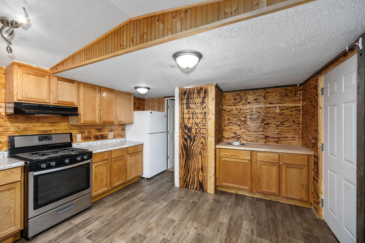 18757 North County Line Road Morley, MI 49336 - Photo 29 of 42 18757-North-County_029