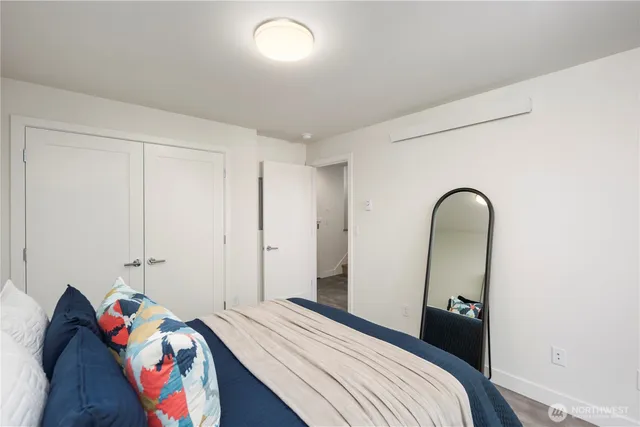 $734,000 | 2667 51st Avenue Southwest, Seattle, WA 98116