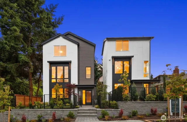 $734,000 | 2667 51st Avenue Southwest, Seattle, WA 98116
