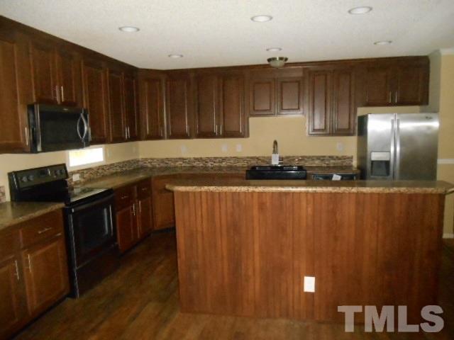 1376 3 Bridge Road Dunn, NC 28334 - Photo 4 of 17