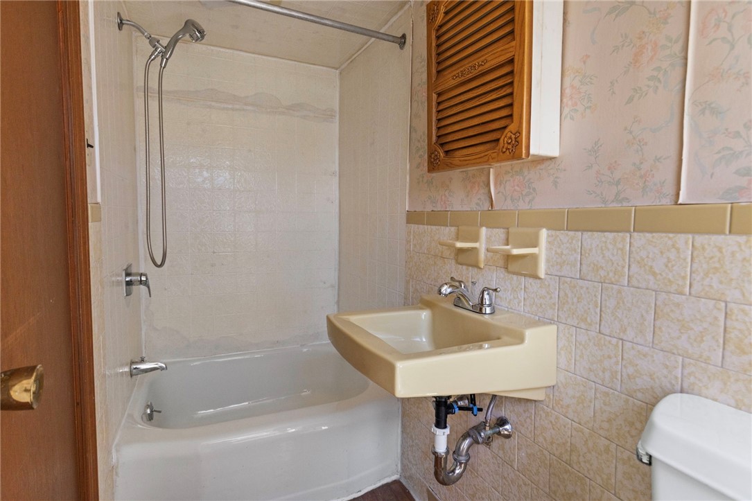 65 Seba Kent Road Pawtucket, RI 02861 - Photo 19 of 25