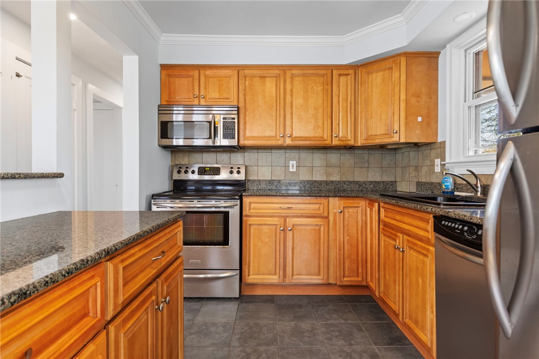 65 Seba Kent Road Pawtucket, RI 02861 - Photo 7 of 25