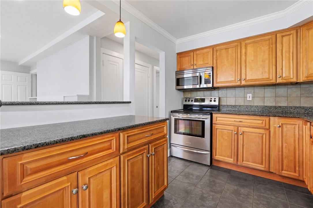 65 Seba Kent Road Pawtucket, RI 02861 - Photo 9 of 25