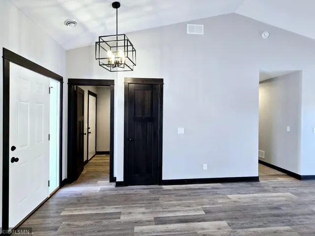 $354,900 | 1022 Cullen Street, St. Peter, MN 56082