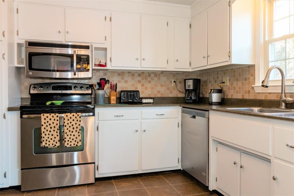 6 Patton Road Salem, MA 01970 - Photo 15 of 37