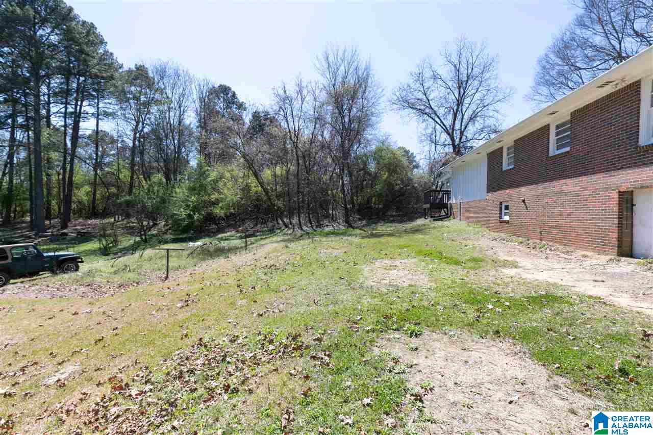 1733 Shannon Road Bessemer, AL 35022 - Photo 4 of 30