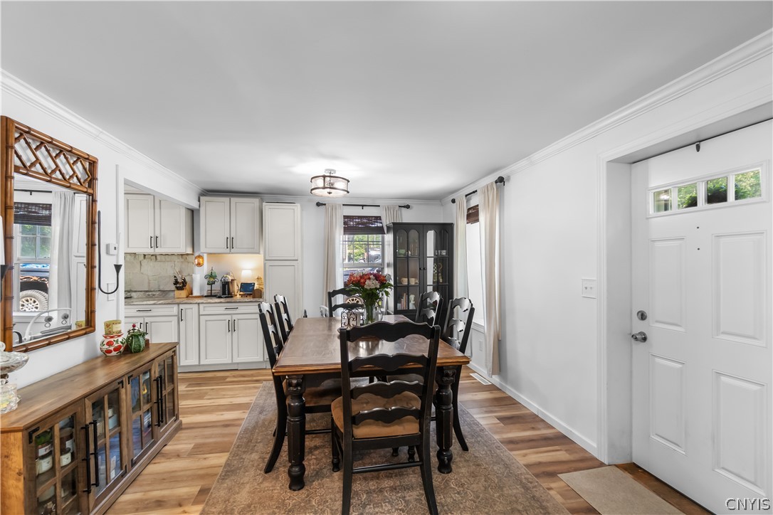 6177 Rock Cut Road De Witt, NY 13078 - Photo 8 of 36 Dining room