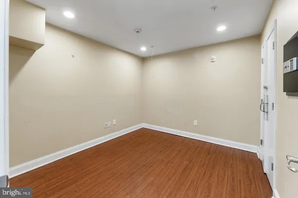 $6,900 | 9201 Rosemont Drive, Gaithersburg, MD 20877