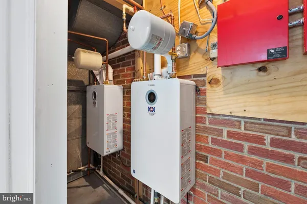 $6,900 | 9201 Rosemont Drive, Gaithersburg, MD 20877