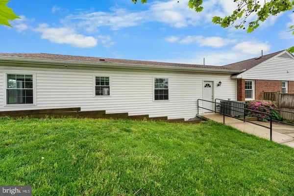 $6,900 | 9201 Rosemont Drive, Gaithersburg, MD 20877