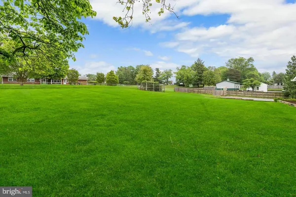 $6,900 | 9201 Rosemont Drive, Gaithersburg, MD 20877