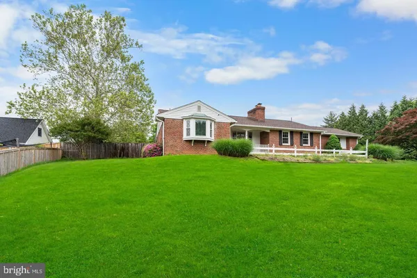 $6,900 | 9201 Rosemont Drive, Gaithersburg, MD 20877