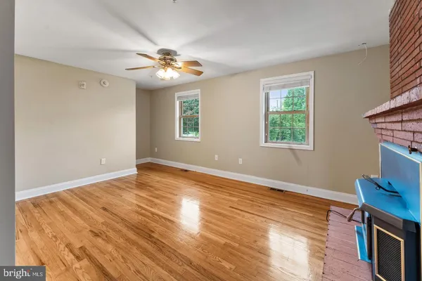 $6,900 | 9201 Rosemont Drive, Gaithersburg, MD 20877