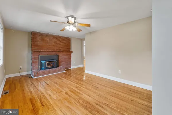 $6,900 | 9201 Rosemont Drive, Gaithersburg, MD 20877