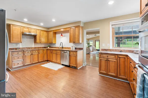 $6,900 | 9201 Rosemont Drive, Gaithersburg, MD 20877