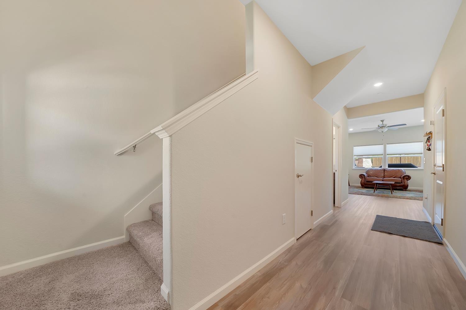 1336 River Run Circle Ione, CA 95640 - Photo 4 of 32
