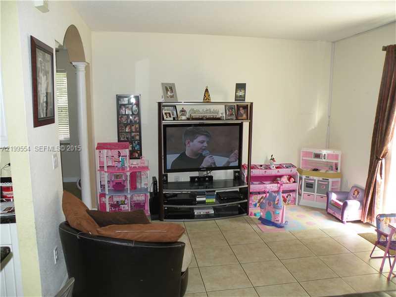 823 Southwest 154th Path Miami, FL 33194 - Photo 5 of 29 Other
