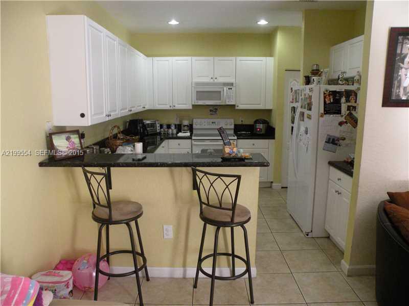 823 Southwest 154th Path Miami, FL 33194 - Photo 7 of 29 Kitchen
