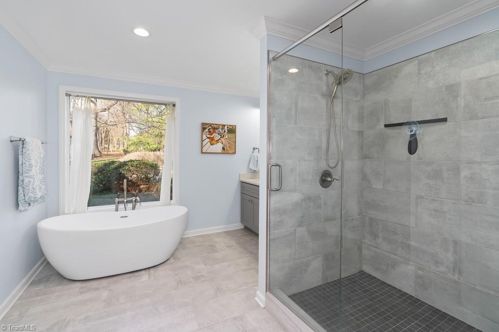211 Prestwick Drive High Point, NC 27265 - Photo 8 of 50 Gallery Image 8