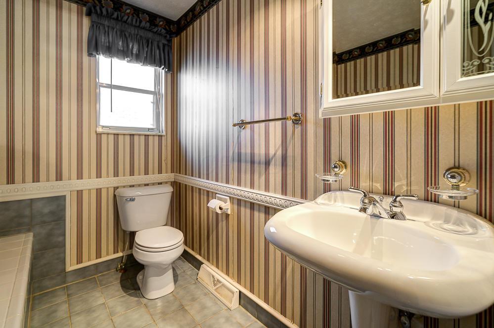 1904 Fairhaven Road Columbus, OH 43229 - Photo 28 of 35 Gallery Image 28