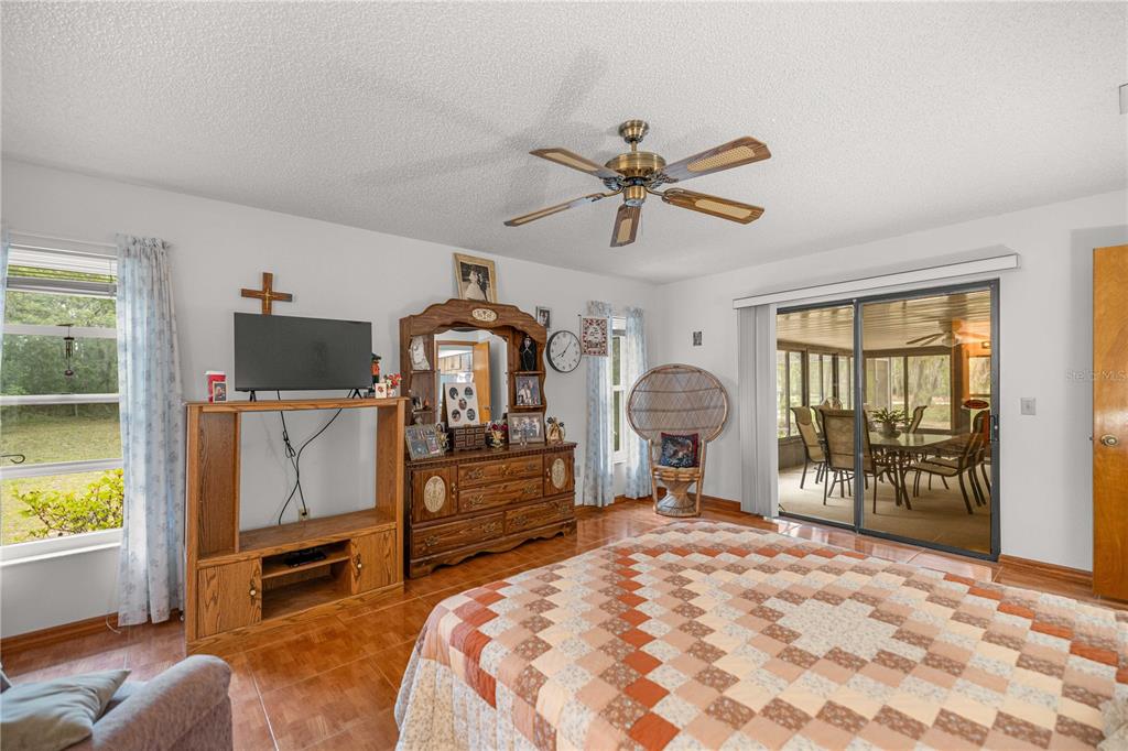 11211 Southwest 58th Avenue Road Ocala, FL 34476 - Photo 11 of 35