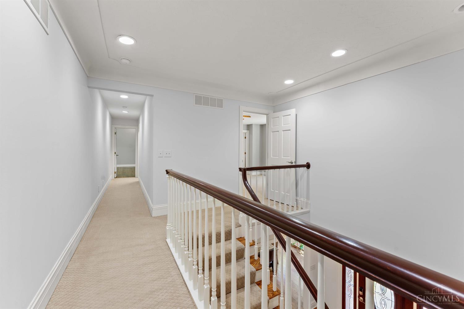 8275 Riviera Court Springboro, OH 45066 - Photo 26 of 69 Gallery Image 26