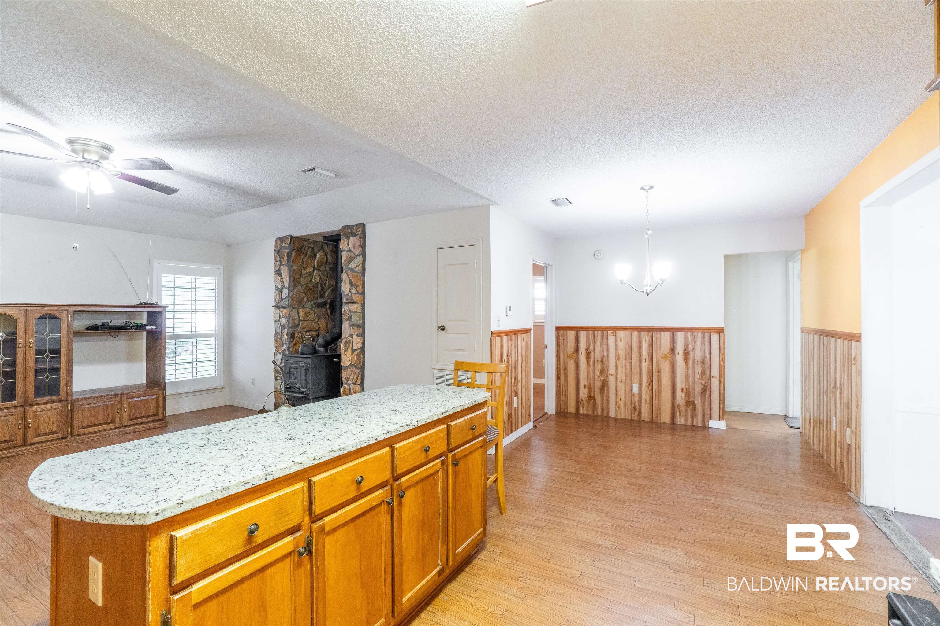 10349 Longview Drive West Foley, AL 36535 - Photo 20 of 35 Kitchen